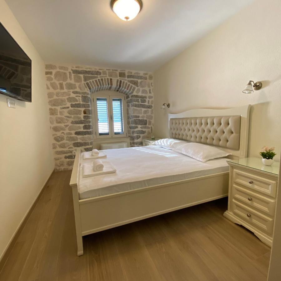 Apartments MarijaZ Kotor Buitenkant foto
