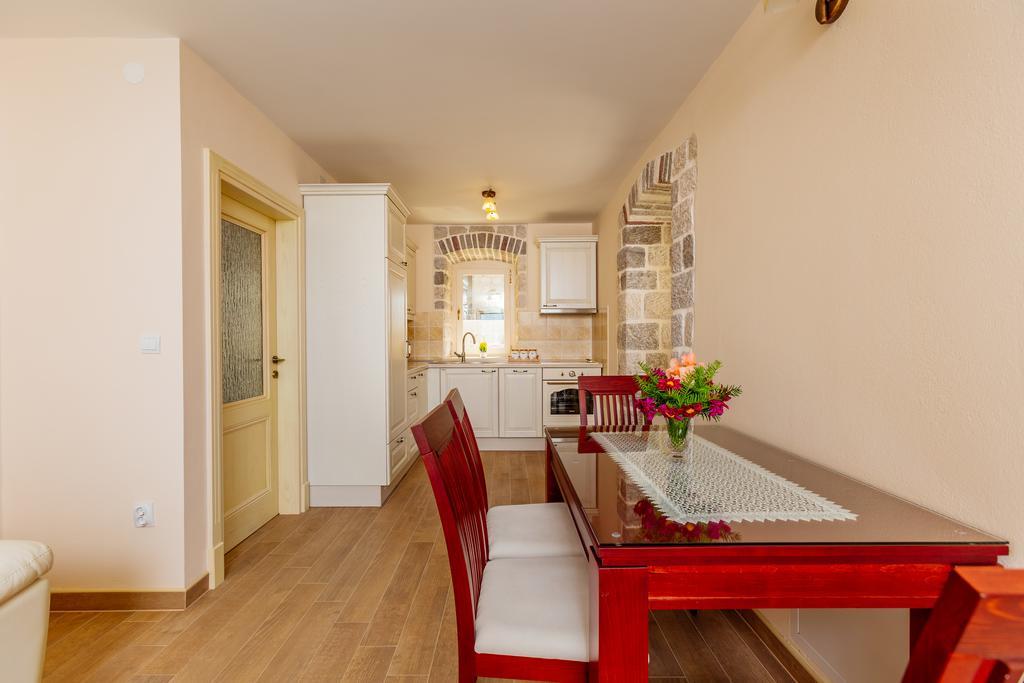 Apartments MarijaZ Kotor Buitenkant foto